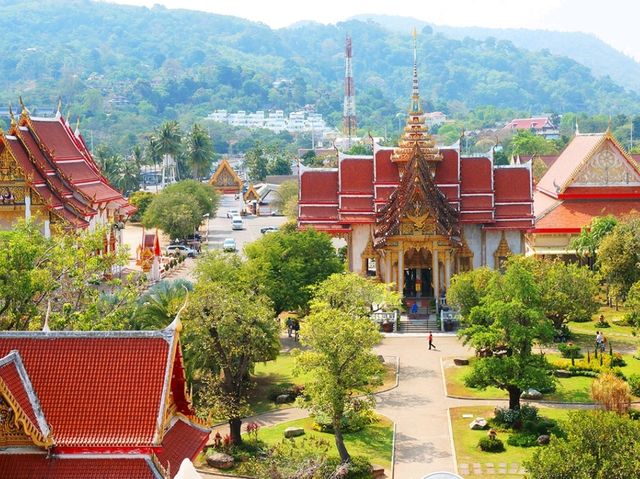 泰國布吉島查龍寺，感受寧靜與信仰