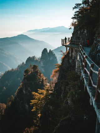 Who says Nangong Mountain is only for adults to climb? A 5-year-old completed the entire hike on their own, and the secret is all in this guide