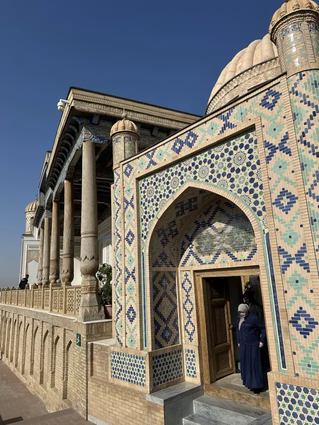 The Stunning Samarkand Mosque