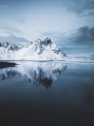 Iceland｜Winter is a Miracle of Light and Ice 