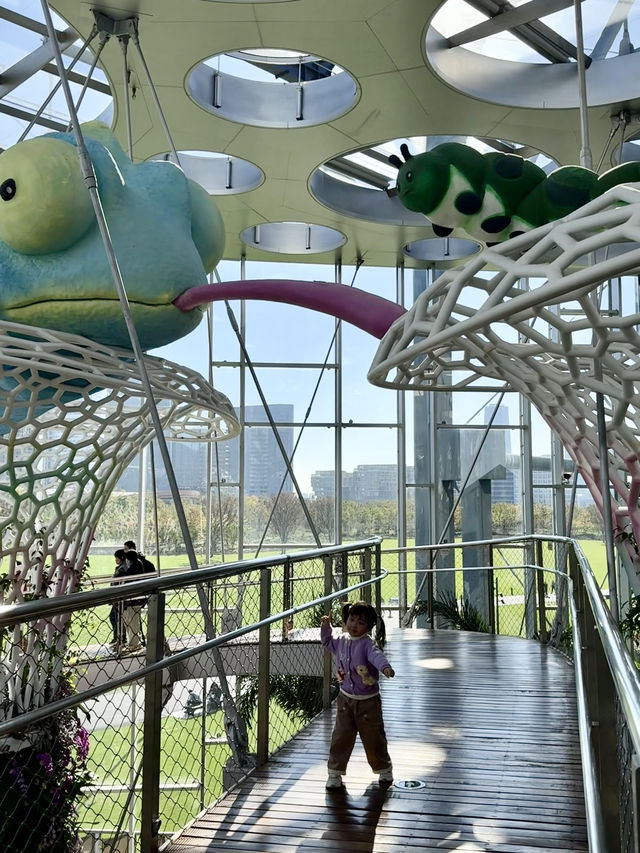 不愧是上海公園美到「未來感」拉滿 不愧是上海公園美到「未來感」拉滿