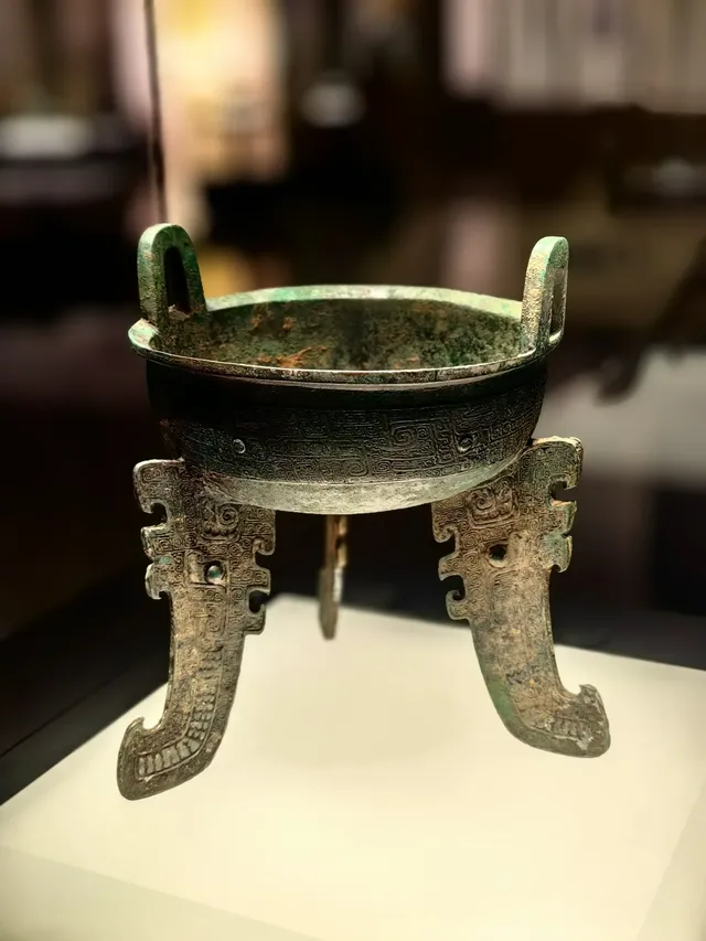 外面基礎,裡面就不基礎——山西青銅博物館 外面基礎,裡面就不基礎——山西青銅博物館