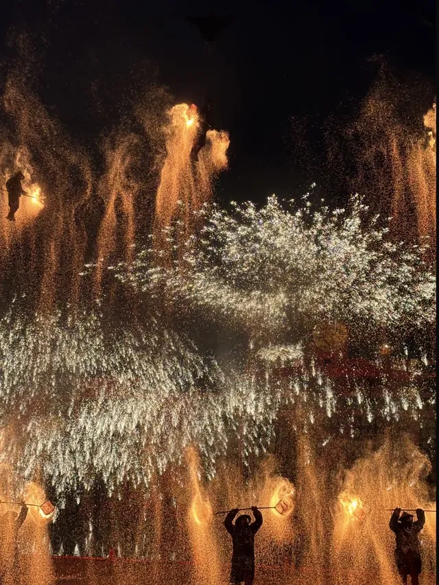 12.25到長春萬達茂看火壺表演和室內滑雪