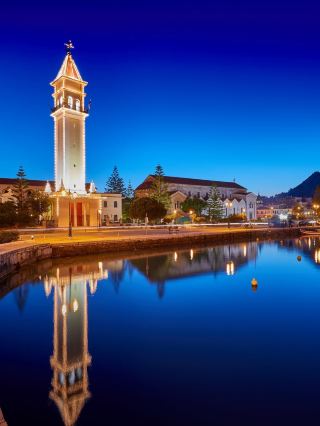 3-Day Greece Tour Guide: Explore the Aegean Sea Without Getting Lost