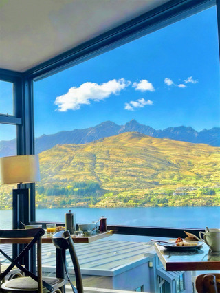 Lake Wakatipu! Stayed at the dream house!!