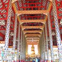 Opulent Wat Suan Dok