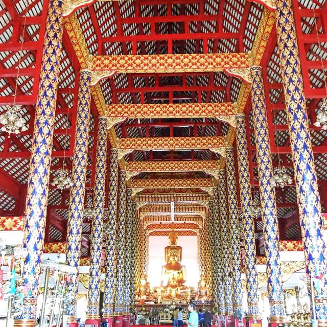 Opulent Wat Suan Dok