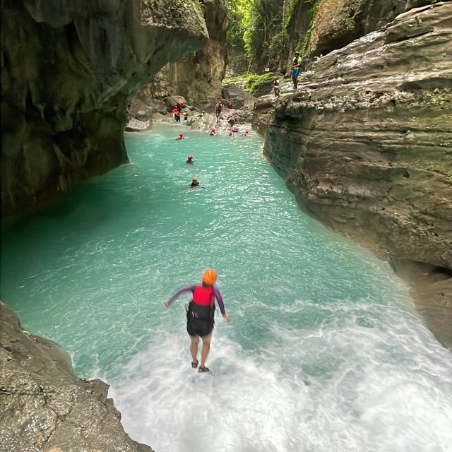 Cebu Philippines Kawasan Falls 