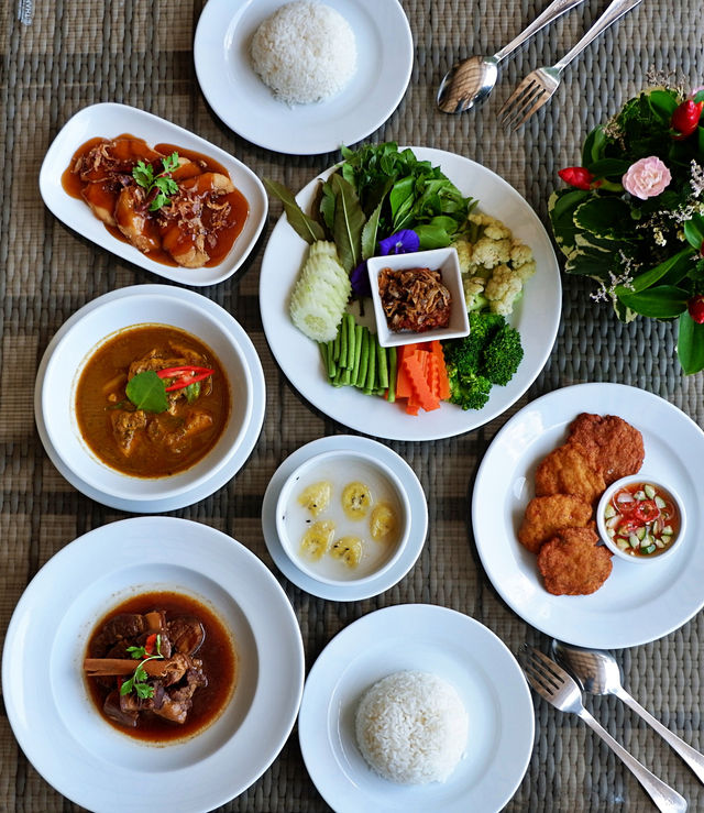 KINNAREE RESTAURANT 