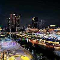 網上搜查熱爆,評價火熱火紅,就是【燈湖西街】