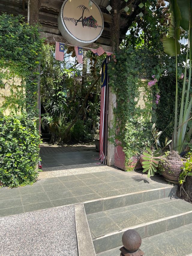 Aunty Aini's Garden Cafe ✨