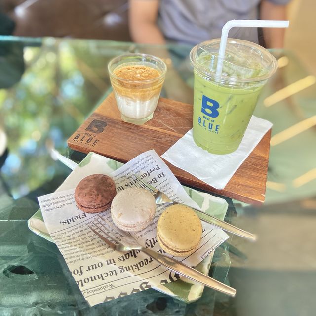 Made In Blue Cafe 