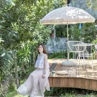 คาเฟ่เปิดใหม่ รายล้อมด้วยหุบเขาและลำธาร