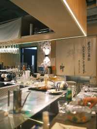 黃金海岸新開鮨店，超有度假風！