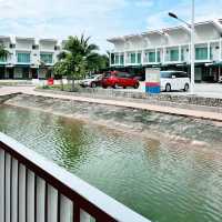Water Chalet By Tasik Villa