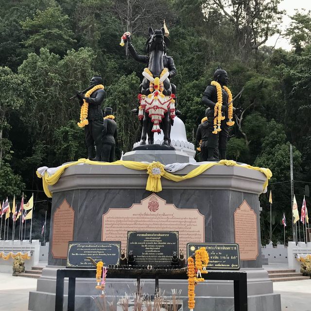 เขาขุนพนม พรหมคีรี เมืองนครฯ