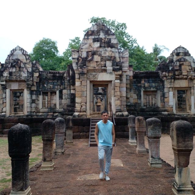 สด๊กก๊อกธม ความงามเหนือกาลเวลา ที่สระแก้ว