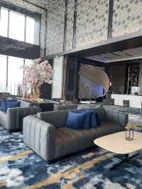 メズム東京で優雅なホテルステイを。