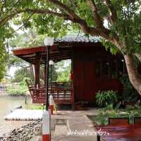 บ้านริมน้ำ โฮมสเตย์ แอนด์ รีสอร์ท