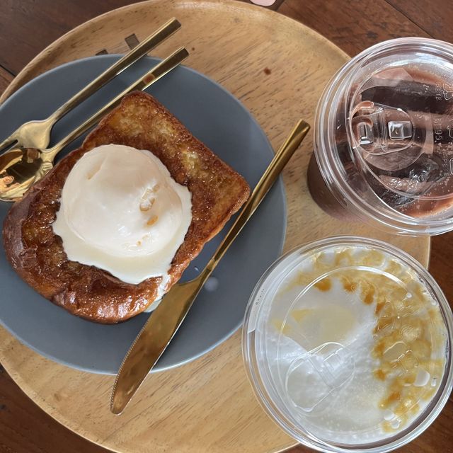 ฮันนี่โทสต์ที่อร่อยที่สุดในปัตตานีที่ THE rip cafe