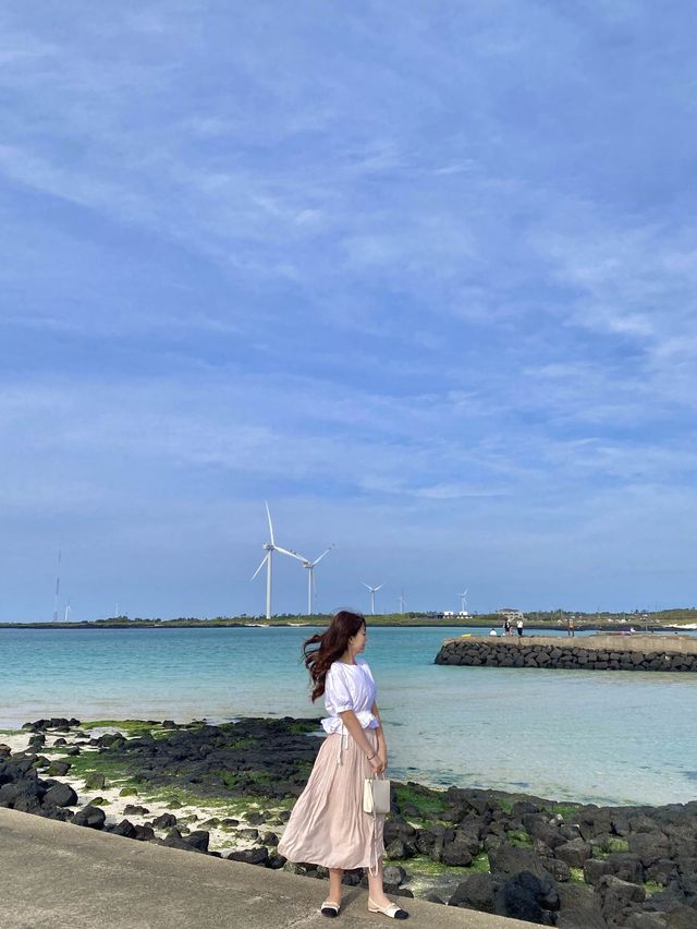 바다색이 에메랄드 색인 김녕해수욕장🌊😇