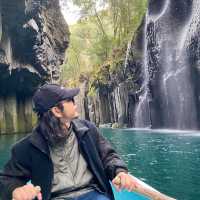 ไปพายเรือท่ามกลางหุบเขาที่ Takachiho Gorge กัน