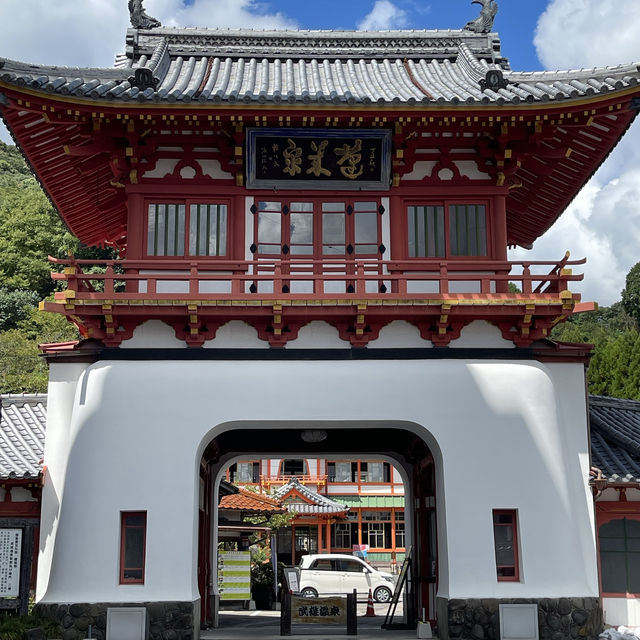 佐賀武雄溫泉地標-武雄樓門