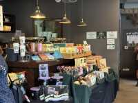 ☕ 星巴克咖啡店 - 品味與設計的融合🏢✨