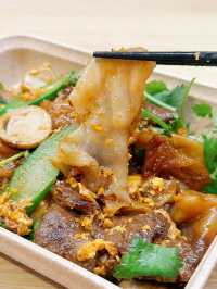 🥳中環街市開新店！必食泰式辣有機牛炒河🔥