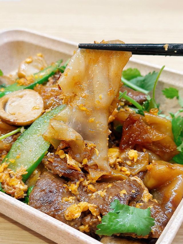 🥳中環街市開新店！必食泰式辣有機牛炒河🔥