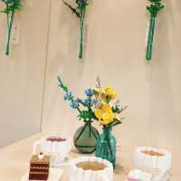 浪漫🈵️屋·樂高「花」現愛咖啡屋📍 Eslite Xinyi Store 誠品信義店