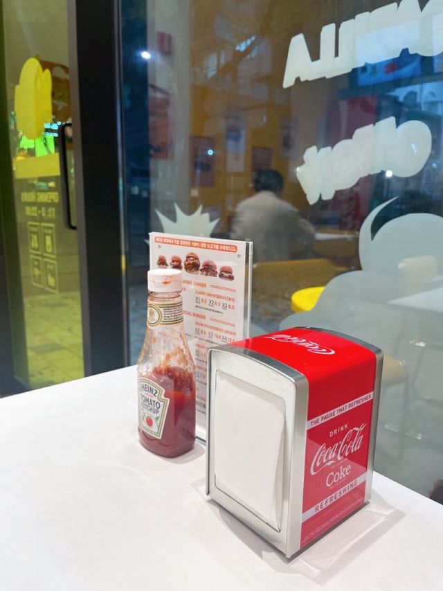 수제버거에 진심인 사람들 여긴 꼭 가야해 수제버거 맛집 체다페퍼