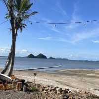 ชาร์จแบตให้ตัวเองที่ Coco sawi homestay ชุมพร