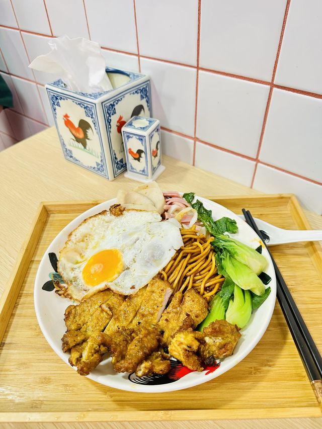 📍土瓜灣馬拉菜😋街頭風格特色小店✅必點撈麵+ 樽仔拉茶