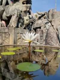 Scenic Boat Ride to Wat Arun Temple