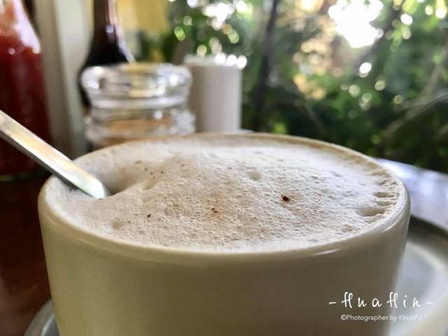 ร้านกาแฟข้างบ้าน ปากซอยหัวหิน 83 