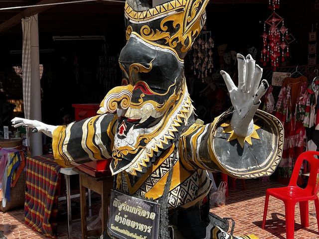 • พิพิธภัณฑ์ผีตาโขน วัดโพนชัย 👘🥻
