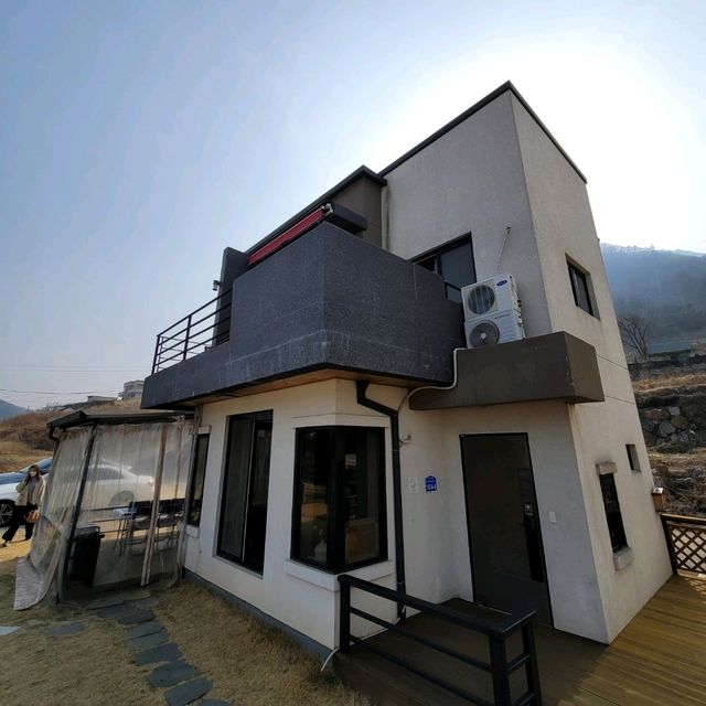 두근두근여름휴가 충주호를 보면서 여유있는 휴식을 즐길 수 있는 호반으로여행 펜션