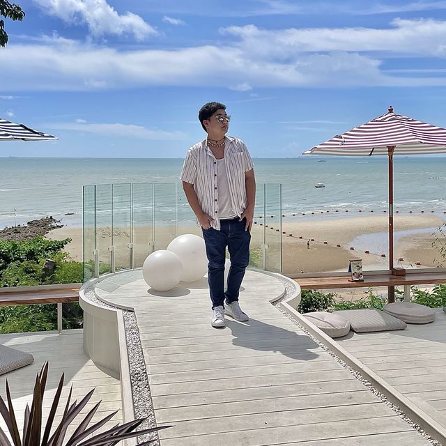 The Lunar Beach House วิวสวยหลักล้าน