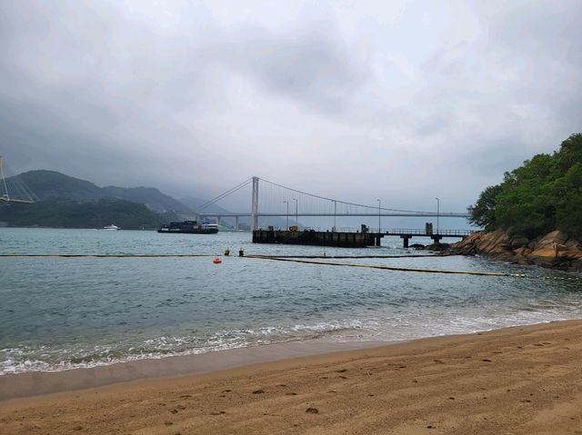 青山公路海岸線景色怡人