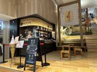 北海道・札幌。『丸美珈琲店 MARUMI COFFEE STAND』のスペシャリティコーヒーソフト