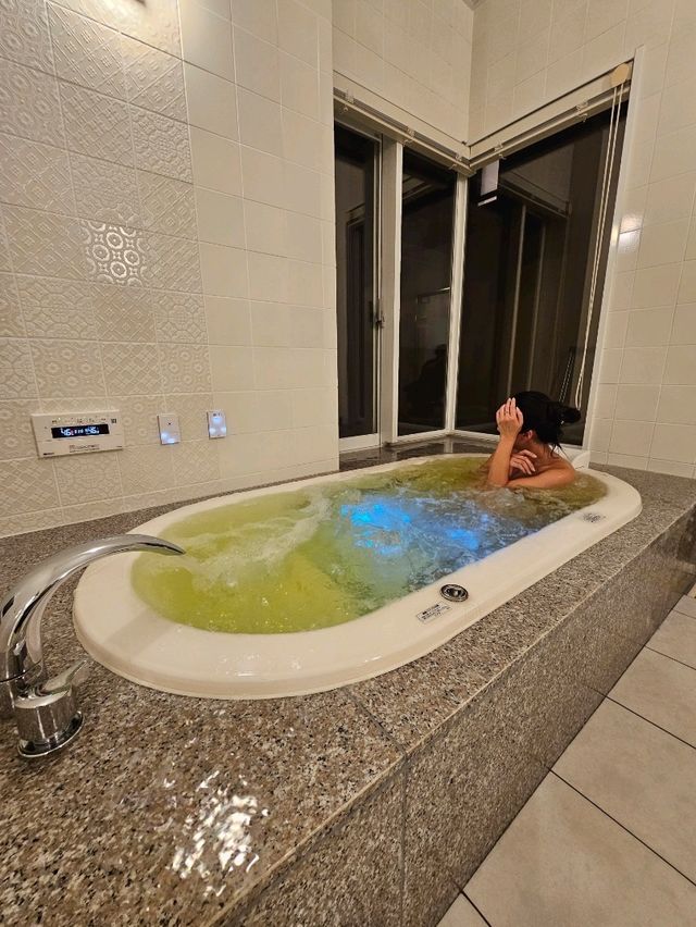 【徳島県/貸別荘】1晩泊まれば帰りたくなくなる！？😱💕海が目の前の豪華な1棟貸し宿泊施設✨🏰