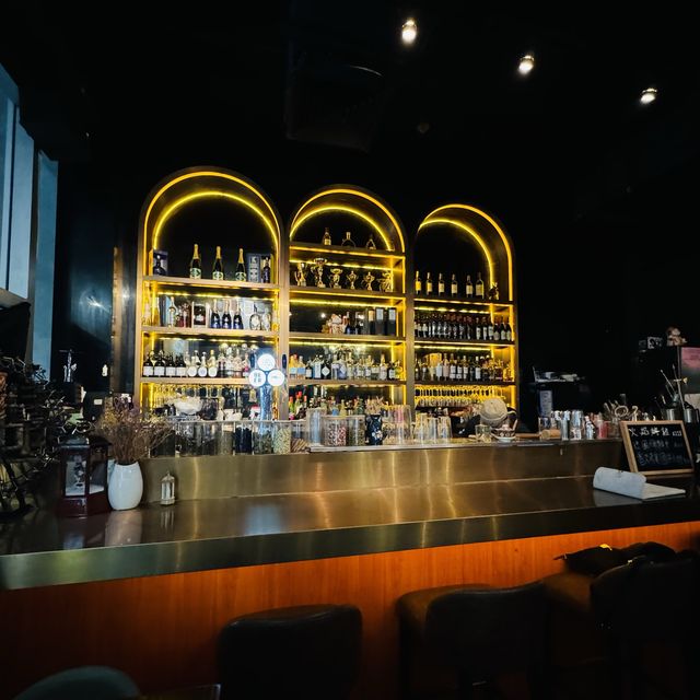 🍹The Wall Street Bar & Lounge🍽️