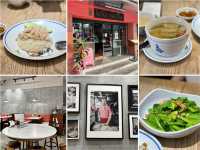 「曼谷紅大哥水門雞飯店，海南雞飯價格實惠」