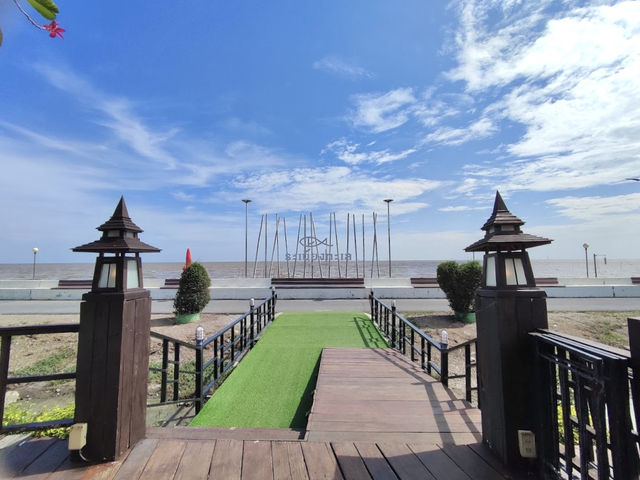 “ระเบียงทะเล” ร้านอาหารวิวสวย ริมทะเลบางปู