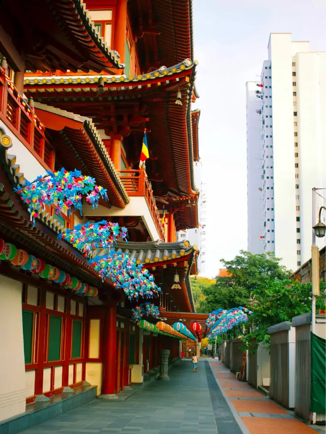 Buddha Tooth Relic Temple and Museum