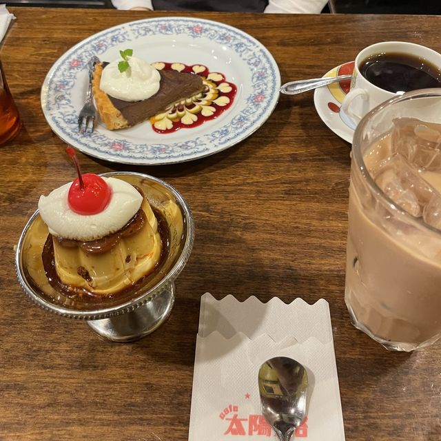 レトロ可愛いを巡る👻　中崎町カフェとゲームセンター【cafe太陽ノ塔 本店】