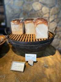 【大阪】浪芳庵の本店パンエリア