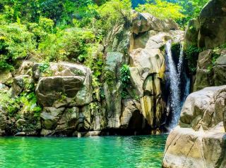 Lung O Waterfall