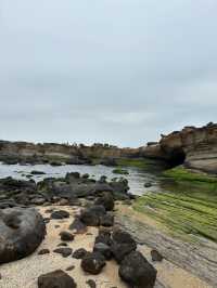 อุทยานหินแปลกริมหาดทะเลที่ Yehliu Geopark